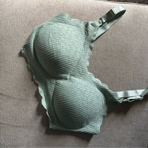 Elegant Lace Women's Nursing Bra in Sage Green